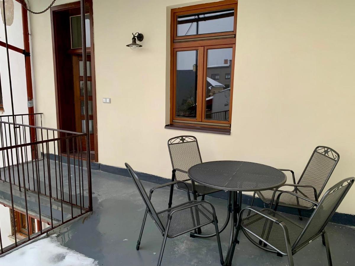 Apartman Na Namesti Kraliky Luaran gambar